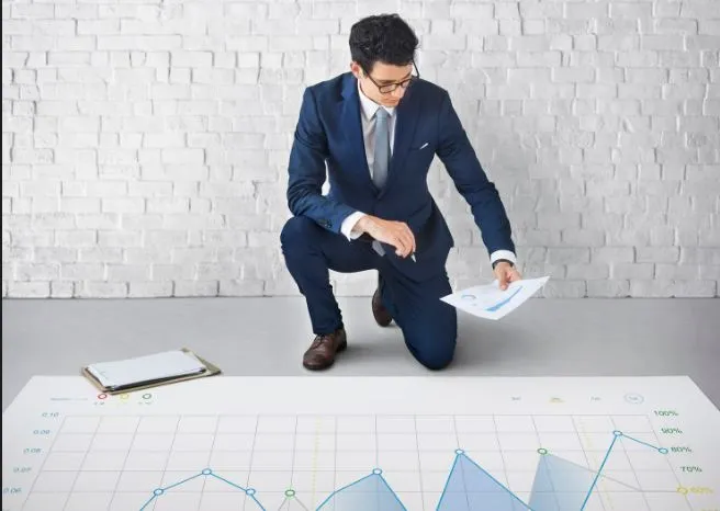 Лайфхаки: как вырасти в доходе, если в компании нет карьерного развития