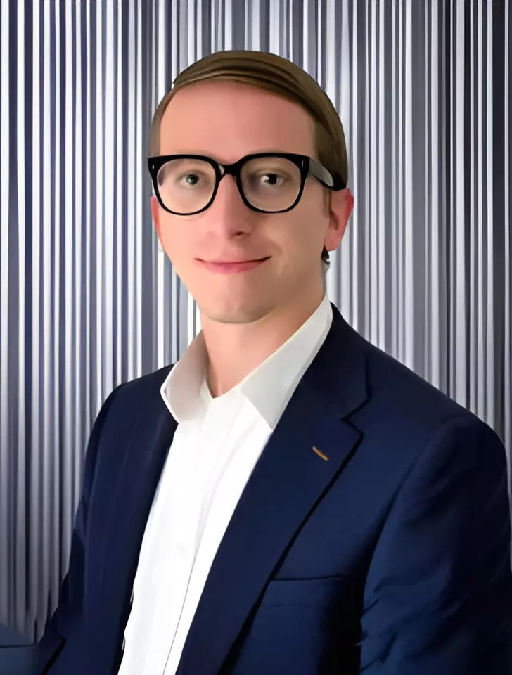 Дмитрий Новицкий